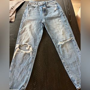 Zara high rise mom jeans. USA 2